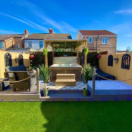 New…The Hottub House Blackpool Pleasure Beach 外观 照片
