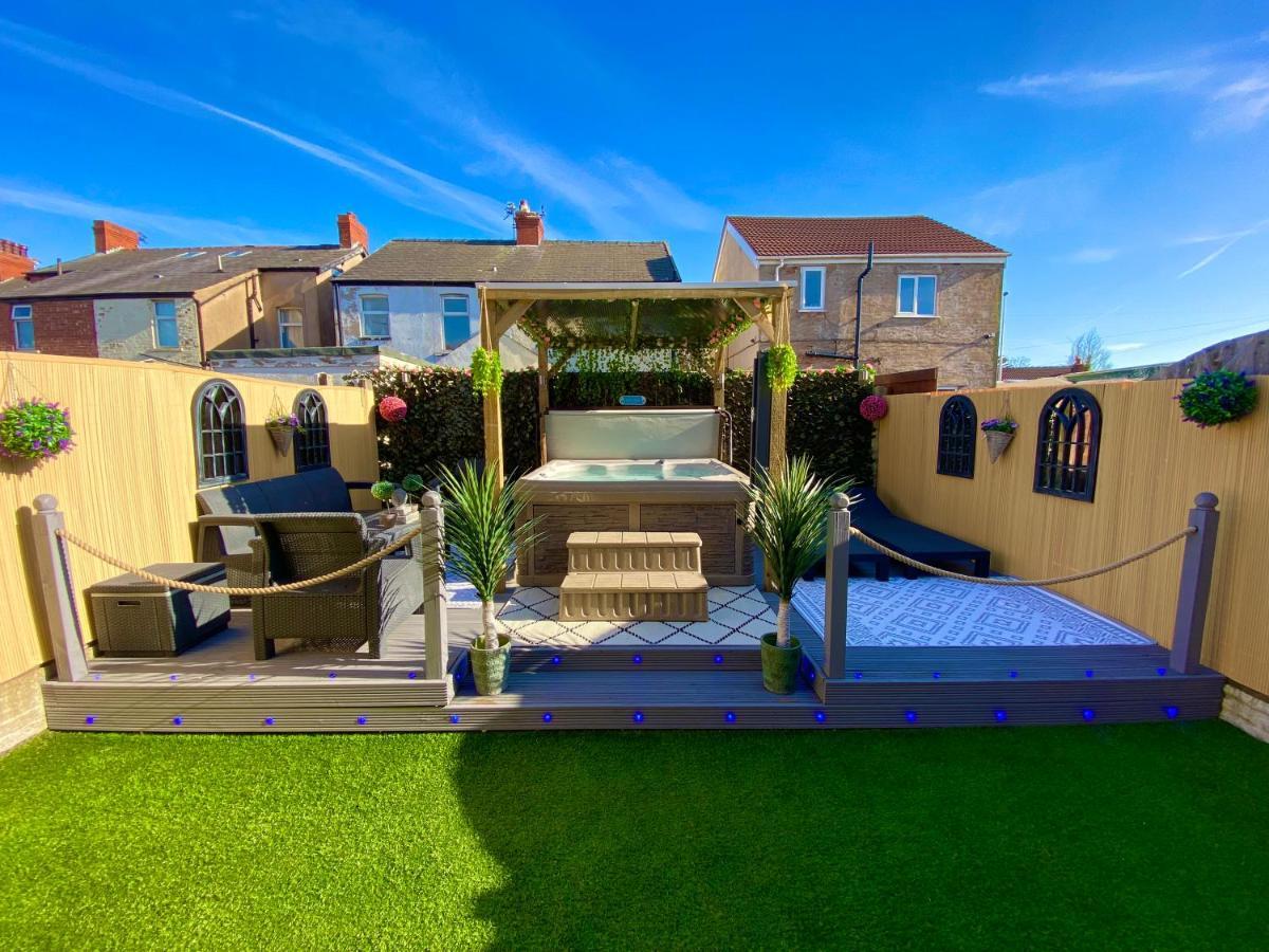 New…The Hottub House Blackpool Pleasure Beach 外观 照片